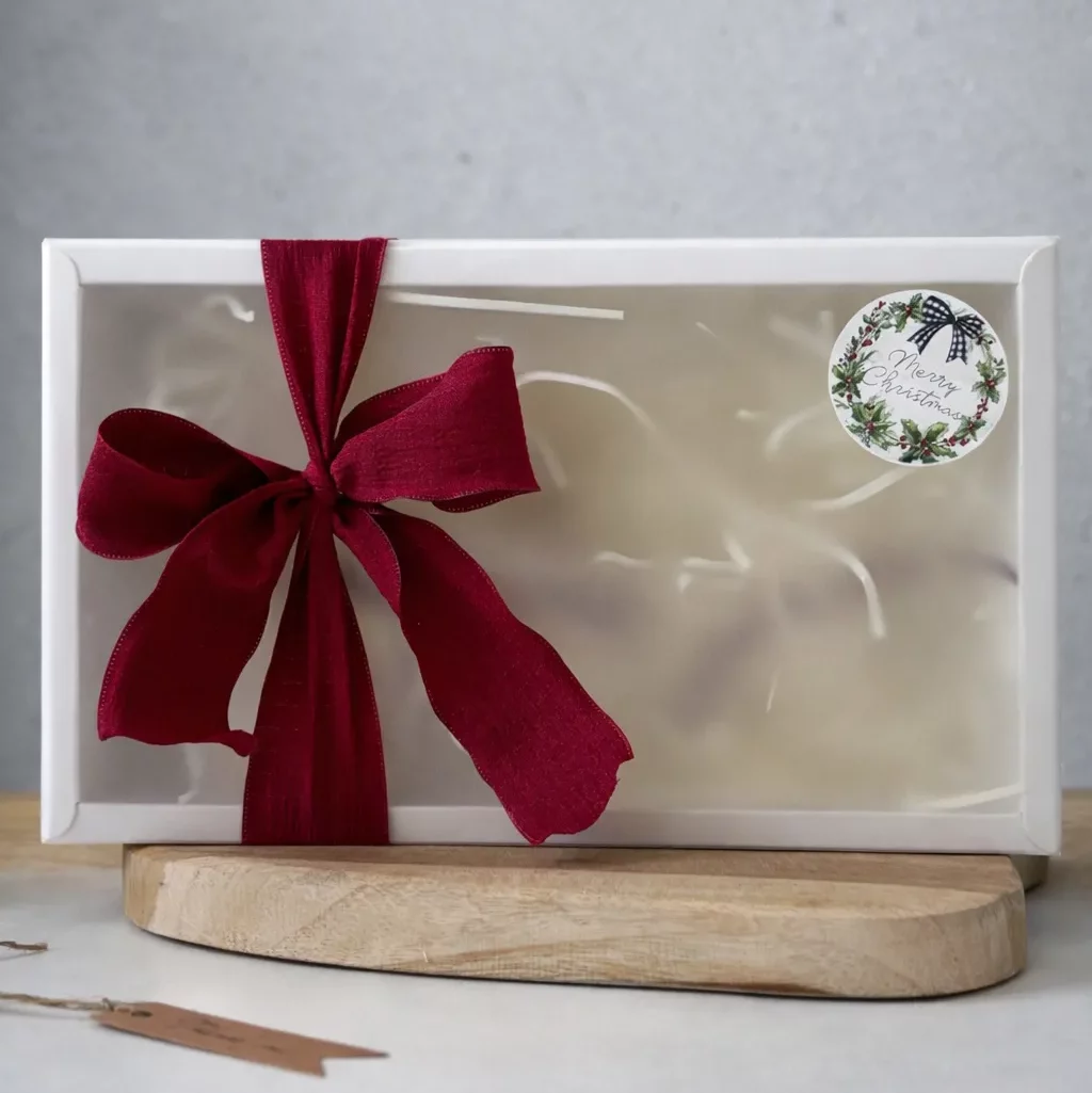 Zestaw świec sojowych Warm Wishes w opakowaniu prezentowym